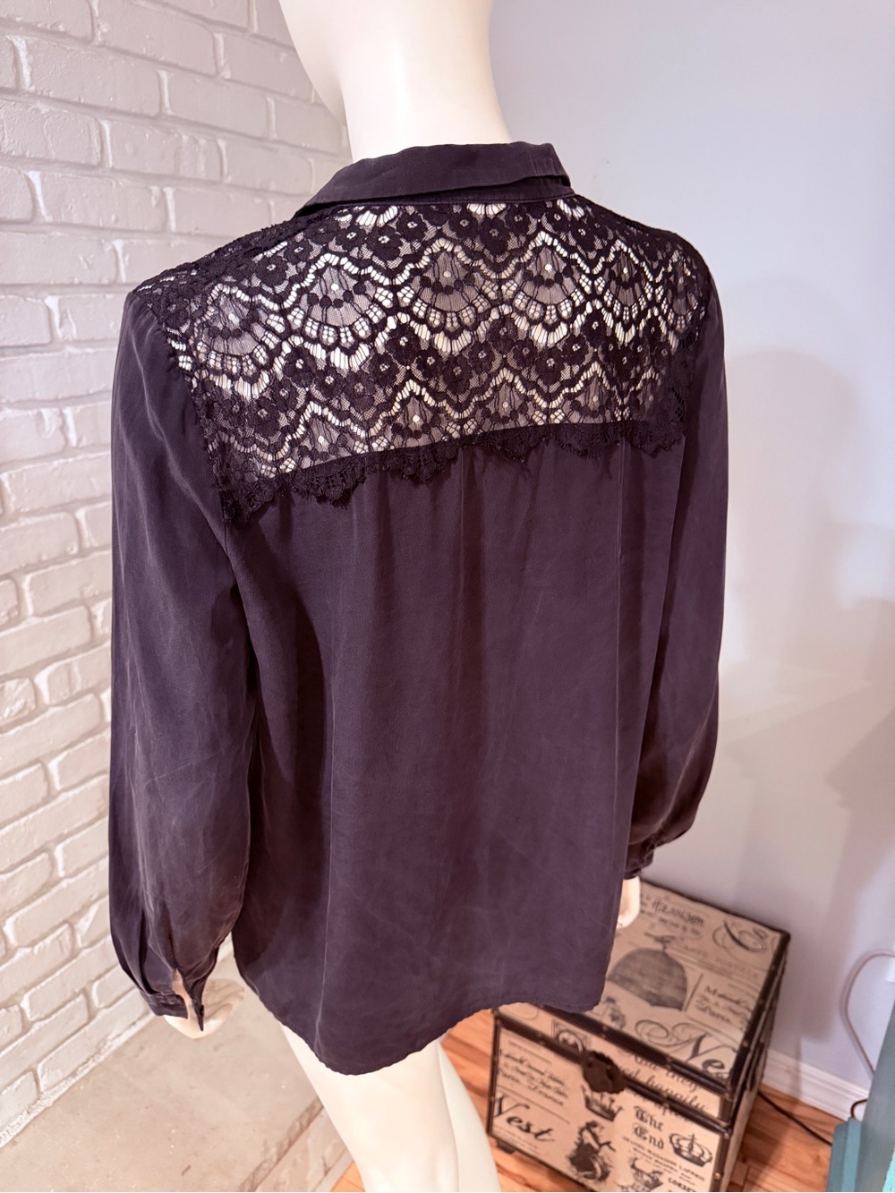Sézane Black Silk Lace Yoke Button Front Blouse Size 44 French Chic - Picture 13 of 16